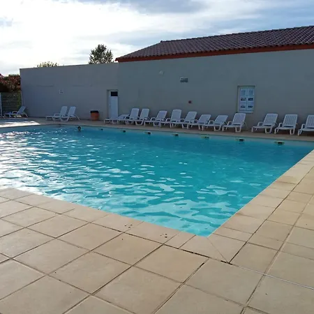 Holiday home Maison Camargaise Gallargues-le-Montueux